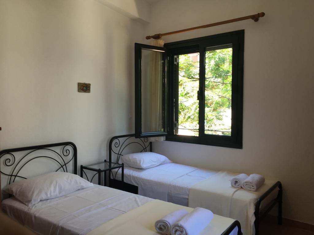 Ferienwohnung Icthyoessa Ágios Kírykos Exterior foto