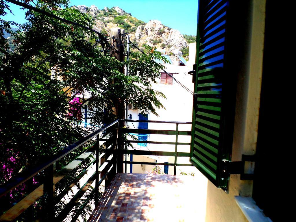 Ferienwohnung Icthyoessa Ágios Kírykos Exterior foto