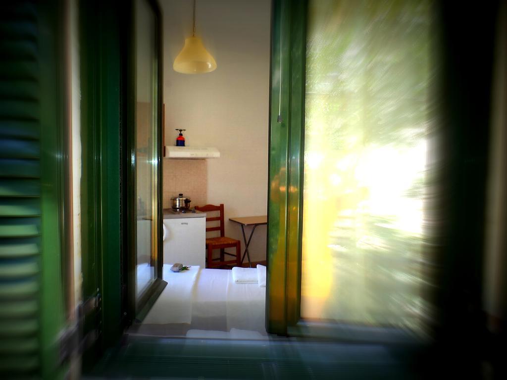 Ferienwohnung Icthyoessa Ágios Kírykos Zimmer foto